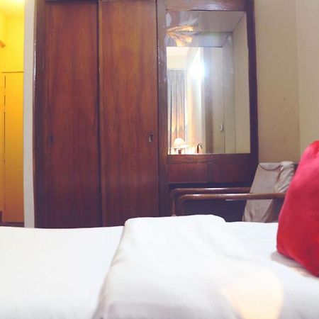 Hotel Ashrafee Dhaka Zewnętrze zdjęcie